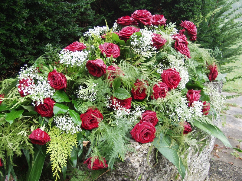 funeraire-ISOLA-min_roses-61203